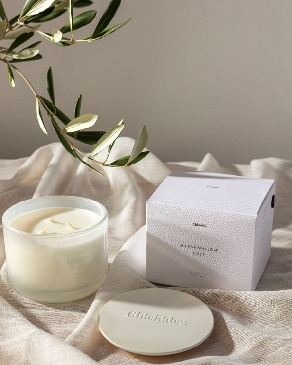 Marshmallow Rose Neutral Core Candle Large