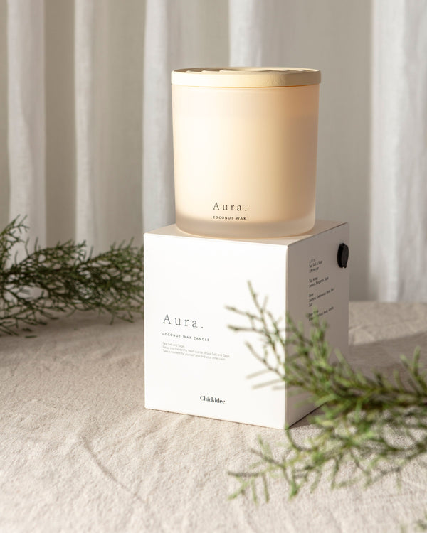 Chickidee Scents Clay Range - Aura Double Wick Candle On Top Of Box