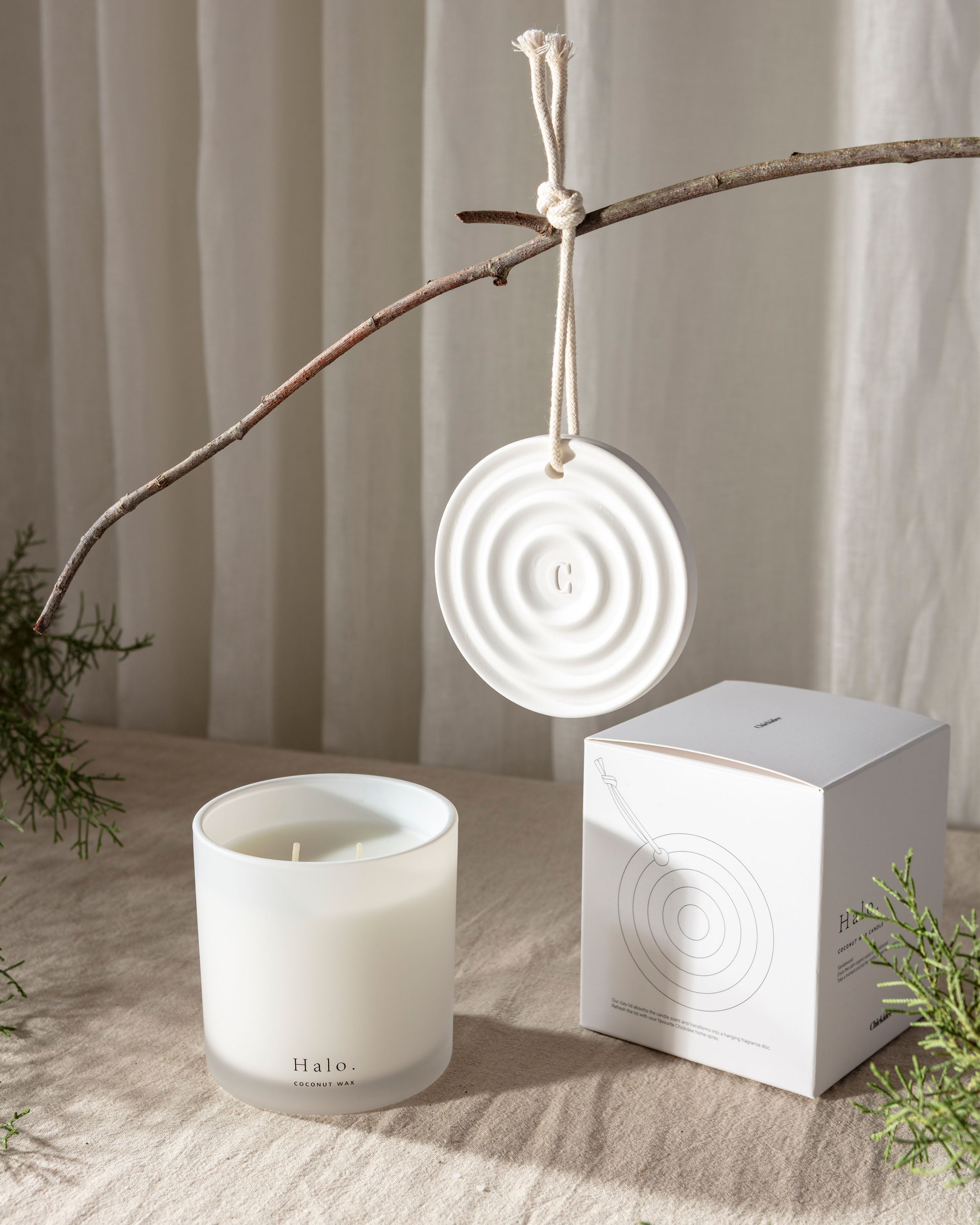 Chickidee Scents Clay Range - Halo Double Wick Candle with Hanging Scent Disc