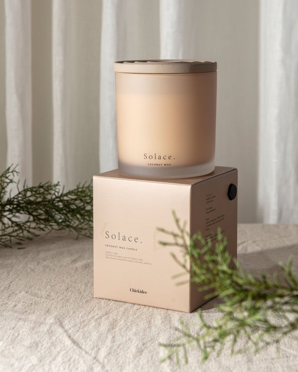 Chickidee Scents Clay Range - Solace Double Wick Candle On Top Of Box