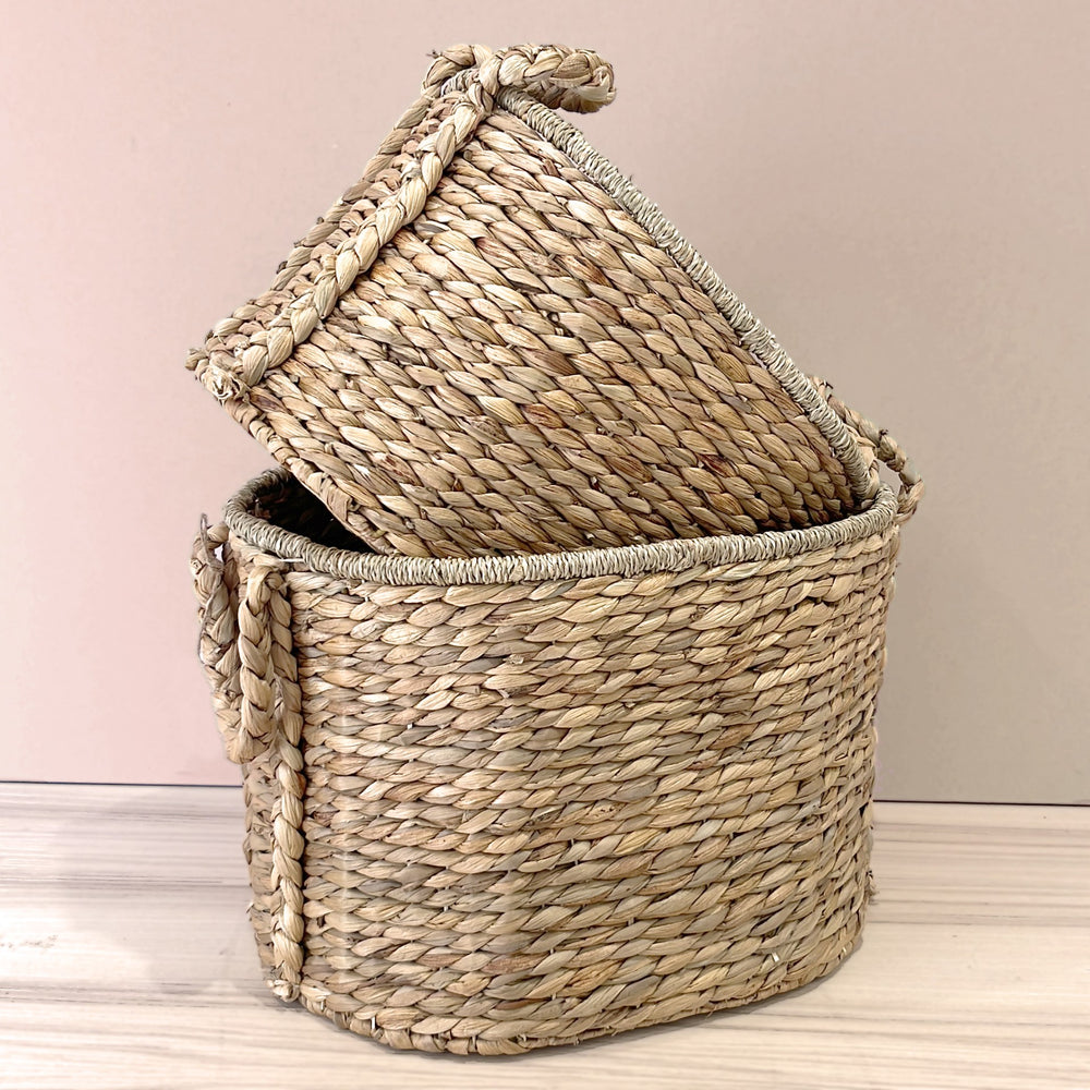 Endo Rounded Seagrass Basket Set of 2